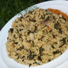 A picture of Couscous with moringa (2).