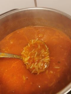 صورة لوصفة شوربة الأرز النباتيه