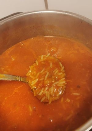 صورة لوصفة شوربة الأرز النباتيه