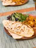 No yeast! Easy naan bread with only 6 ingredients 🇮🇳