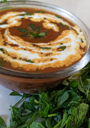 A picture of Dal makhni.