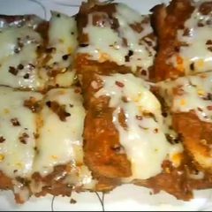A picture of Pav Bhaji Bread Pizza.