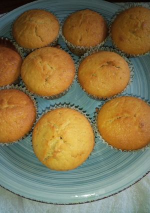 A picture of Orange vanilla cupcakes.