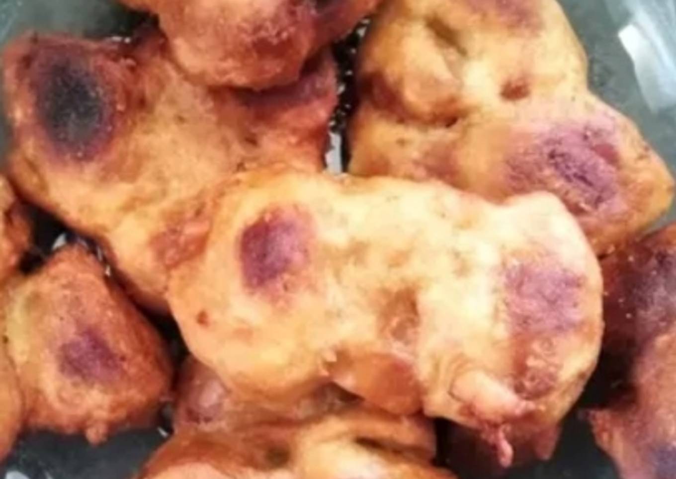 Kue buah cempedak (gaguduh tiwadak)