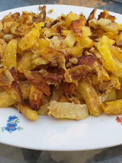 Fűszeres tejfölös burgonya recept fotója