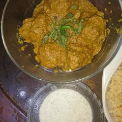 A picture of Motton karahi in black pepper gravy.
