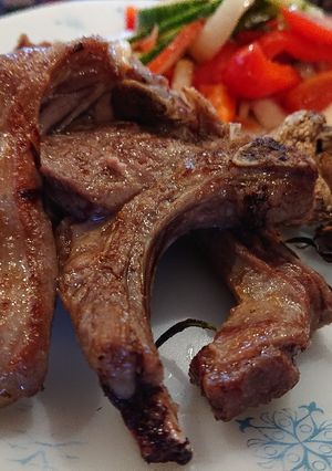 A picture of Grilled Lamb Chops.