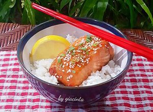 Foto resep Salmon bumbu jahe & bawang putih (Ginger Garlic Baked Salmon)