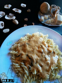 Foto resep Fusilli with mushroom cheese sauce~ Fusilli Saus Keju Jamur
