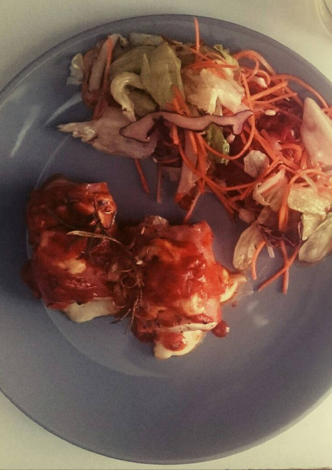 Una foto de Rollos de pollo y espinacas