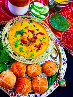 राजस्थानी स्टाइल दाल ओट्स बाटी (Rajasthani style dal oats bati reicpe in Hindi) रेसिपी मुख्य फोटो