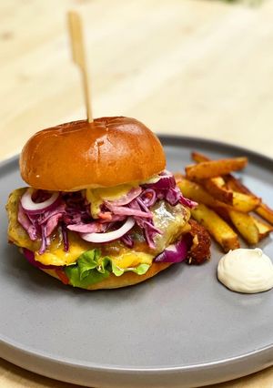 A picture of Buttermilk Fried Chicken Burger.