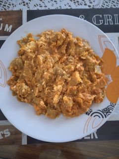 Una foto de Judías verdes con huevo y tomate