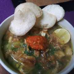 A picture of Soto Ayam.