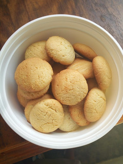 A picture of Coconut Butter Cookies.
