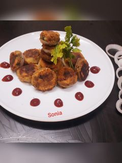 स्टफ्ड अनियन रिंग्स (stuffed onion rings recipe in hindi) रेसिपी मुख्य फोटो