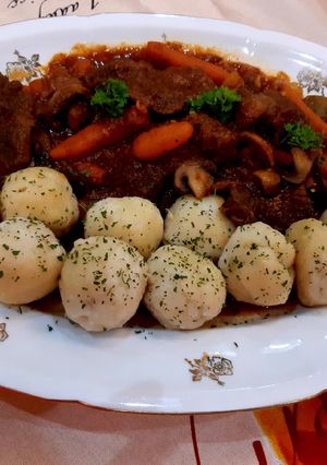 Burgundi Marha ragu recept fotója
