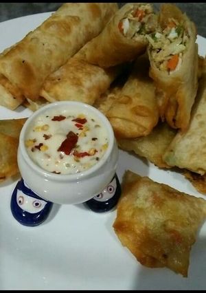 A picture of Spring Rolls🌯🌯.