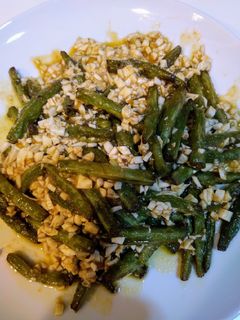 鹹蛋長豆(低醣生酮餐)(家常菜)(簡單料理)(一鍋料理) 的食譜成品照片