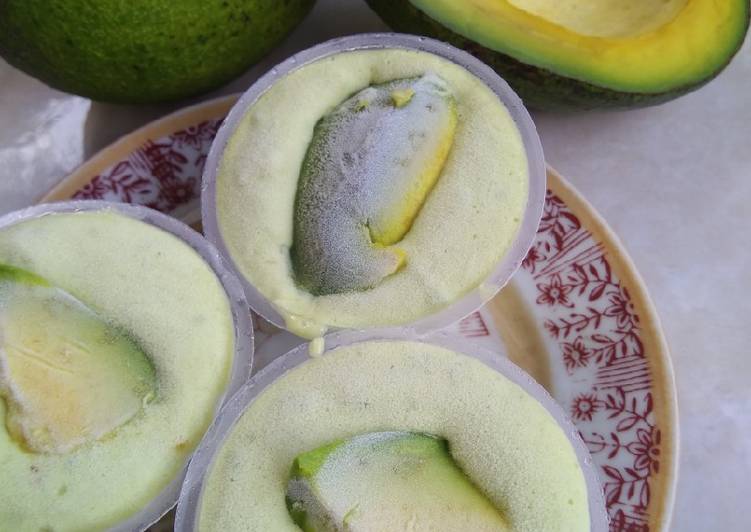 Resep Es krim Alpukat (Mixer) yang Menggugah Selera