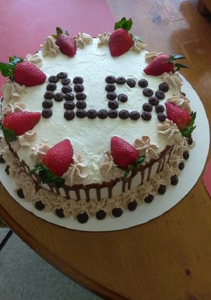Una foto de Beso de ángel (tres leches y flan en medio)