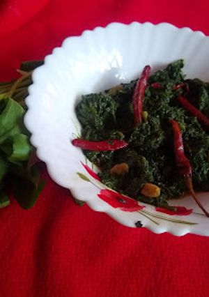 A picture of Kashmiri palak.