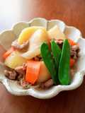 Nikujaga - Stufato giapponese di carne e patate