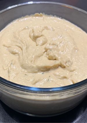 Una foto de Hummus de frijoles blancos