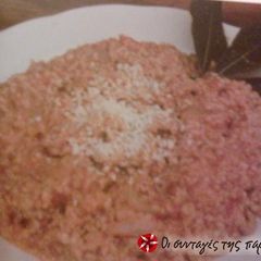 A picture of Trahana in the frying pan.