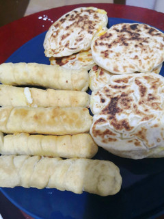 Una foto de Khachapuri
