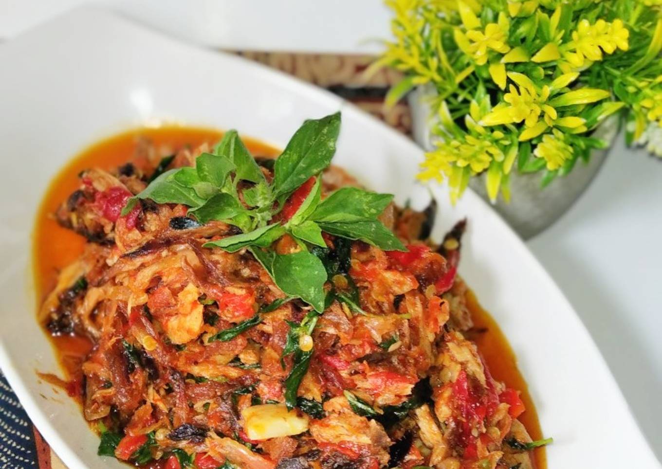 Sambal Tongkol Suwir Kemangi