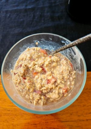 A picture of Strawberry cheesecake overnight oats.