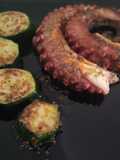 Pulpo con Calabacín a la Plancha con Emulsión Cítrica de Lima y Orégano