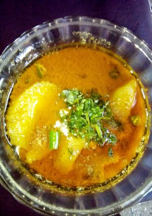 A picture of Aloo masala.