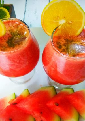 মিক্সড ফ্রুট পানচ্ (Mixed fruit punch recipe in Bengali) রেসিপির প্রধান ছবি