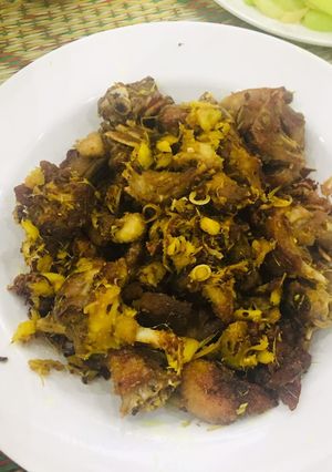 Hình của món Vịt rang riềng.