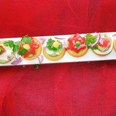 A picture of Monaco Biscuits canapes.