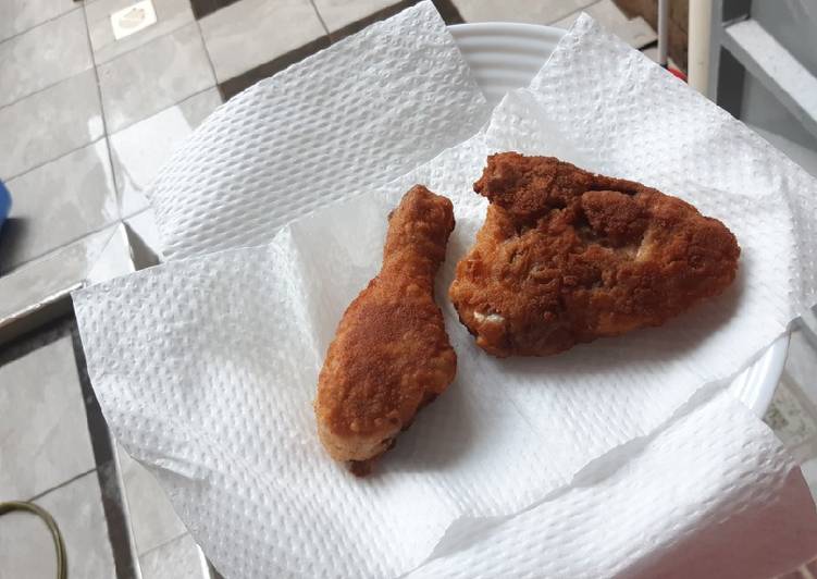 Step-by-Step Guide to Prepare Homemade Crispy Fried chicken