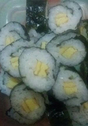 Foto resep Simple mini sushi (bekal anak sekolah)