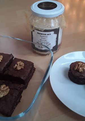 Brownie egyszerűen, csak mixeljük recept fotója
