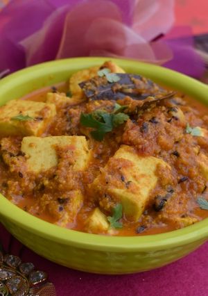 A picture of Khoya Paneer.