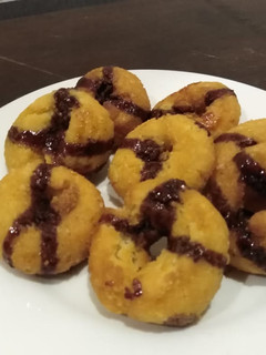 A picture of Donut biscuits.