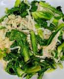 Mầm cải Sapa xào bánh đa nắm Quỳnh Côi