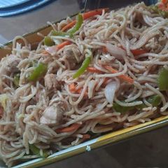 A picture of Chicken Chowmein.