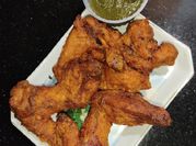 A picture of lemon garlic chicken wings
