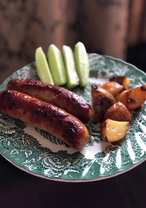 Фото Домашняя колбаска из мяса птицы.