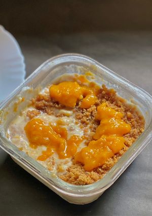 A picture of Mango Float Filipino Dessert.