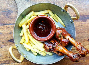 A picture of Honey Glazed Baked Chicken Wings.