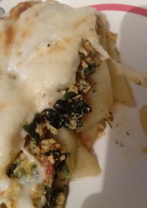 Una foto de Pastel de acelga con espinaca 🤤