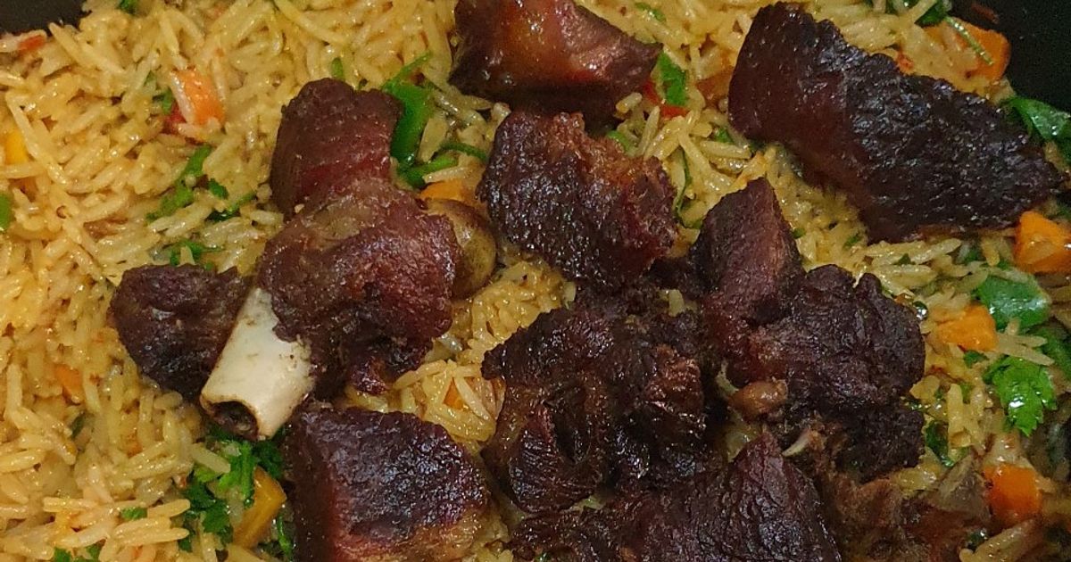 One Pot Rice Dish Recipe by Phartee Cooks - Cookpad